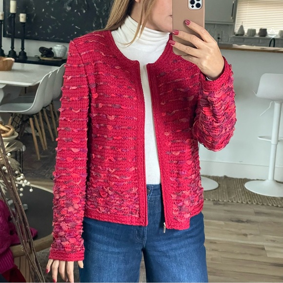 St. John Couture Red Knit Cardigan - Picture 5 of 14